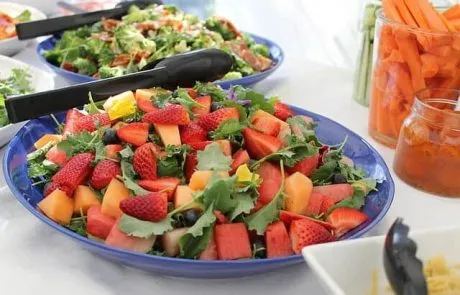 קייטרינג טבעוני טעים לאירועים גדולים